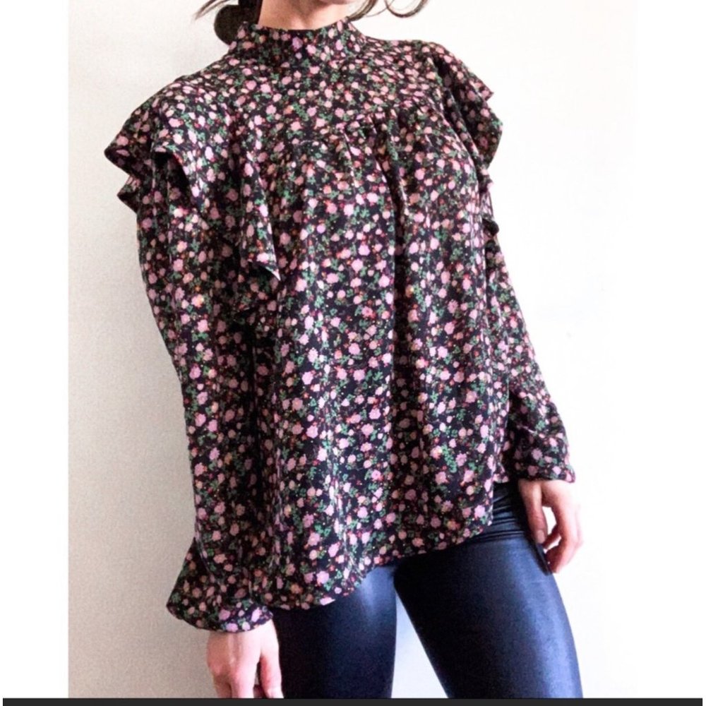 WAYF women long‎ sleeve floral top size XS